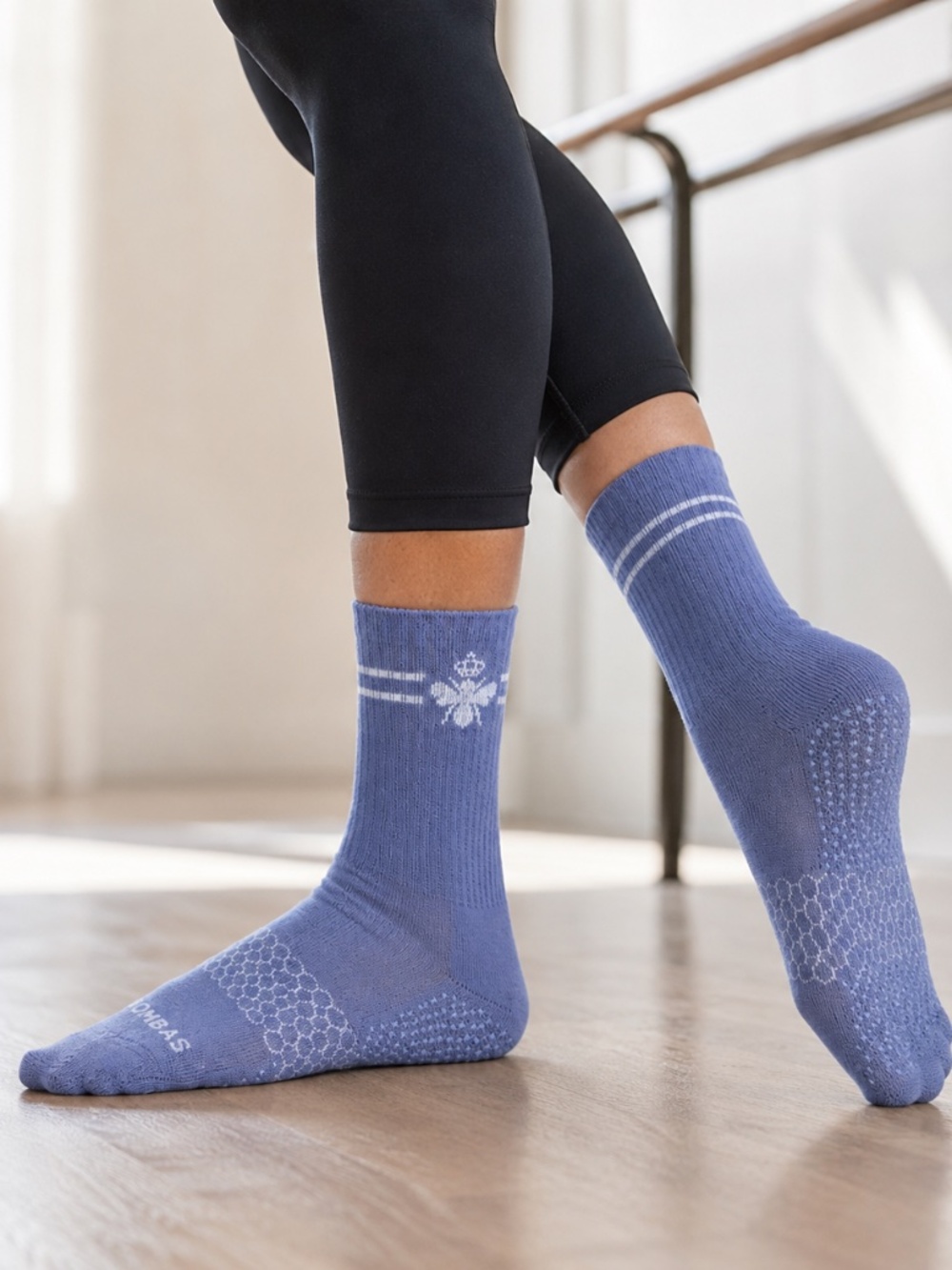 Bombas Studio Gripper Half Calf Socks Oyster Blue S NWT Non-Slip Pilates Barre